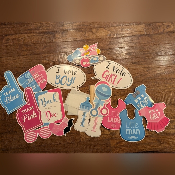 Gender Reveal Party Supplies   and Decorations Lot- Girl Or Boy? Blue and Pink - Picture 3 of 9
